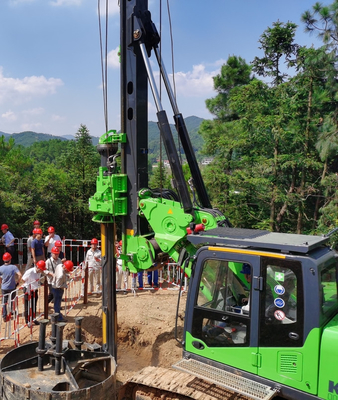 KR90C টর্ক 90KN.M হাইড্রোলিক পাইলিং রিগ 1200 মিমি গভীরতা 32M ঘূর্ণনের গতি 8 - 30 আরপিএম