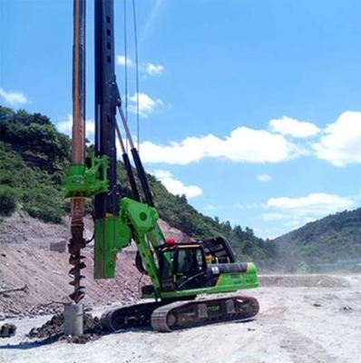 ড্রিলিং গভীরতা 83m রোটারি পিল মেশিন ব্যাস 2500Mm টর্ক 360 KN.M KR360c রোটারি পিলিং রিগ