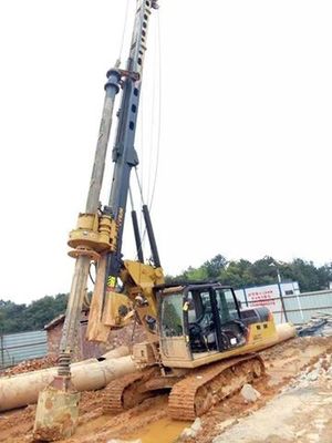 TYSIM KR90C Hydraulic Piling Rig Foundation Rotary Drilling Equipment 72 M / Min Main Winch Line Speed Piling Machine